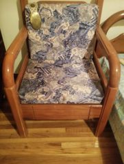 2 ξύλινες πολυθρόνες-thumb-1