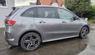 Mercedes-Benz B 250 2020 AMG-thumb-1