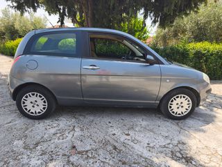Lancia Ypsilon 2007 1.4 16V 95HP-thumb-3