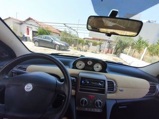 Lancia Ypsilon 2007 1.4 16V 95HP-thumb-4