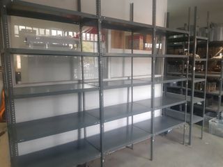2 Ραφιέρες Dexion 276x46x244 cm 15 Ράφια η Κάθε Μία Διαστάσεων 92x46 cm