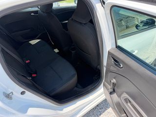 Renault Clio 2023 1.0 TCe 90CP 6 GEARS-thumb-8
