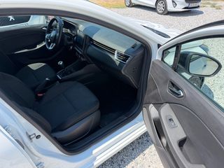 Renault Clio 2023 1.0 TCe 90CP 6 GEARS-thumb-10
