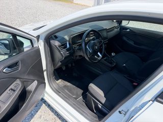 Renault Clio 2023 1.0 TCe 90CP 6 GEARS-thumb-11