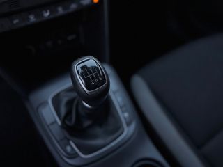 Hyundai Kona 2018 1.0 T-GDI PREMIUM Camera/Lane assist-thumb-33