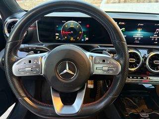 Mercedes-Benz A 180 2019 AMG-LINE-thumb-9