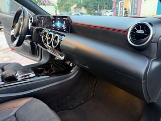 Mercedes-Benz A 180 2019 AMG-LINE-thumb-11