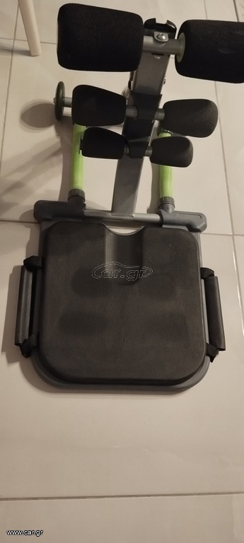 όργανο κοιλιακών (abdominal trainer)
