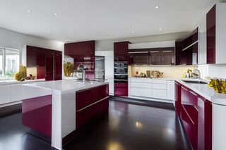 Intrahome Thalassa Studio 2 χρώμα Λακέ Μπορντό έπιπλα κουζίνας 10 Μέτρα συνολικα τρέχον μέτρα Intrahome-65651800