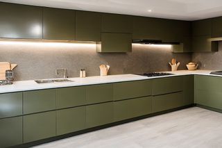 Intrahome Toscana Studio 2 χρώμα Λακέ Λαδί έπιπλα κουζίνας 10 Μέτρα συνολικα τρέχον μέτρα Intrahome-65652000