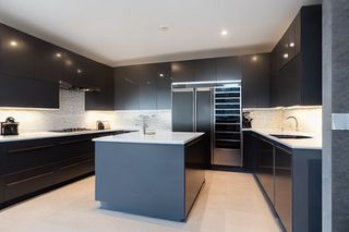 Intrahome Nordic Max 2 χρώμα Λακέ Γκρι Σκούρο έπιπλα κουζίνας 10 Μέτρα συνολικα τρέχον μέτρα Intrahome-65652130