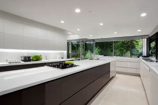 Intrahome Nova One 2 χρώμα Λακέ Λευκό Γυαλιστερό έπιπλα κουζίνας 10 Μέτρα συνολικα τρέχον μέτρα Intrahome-65652235