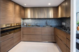 Intrahome Luna Studio 2 χρώμα Βουρτσιστός Ορείχαλκος έπιπλα κουζίνας 10 Μέτρα συνολικα τρέχον μέτρα Intrahome-65652260