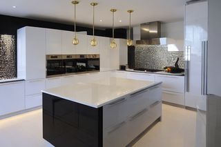 Intrahome Alkyoni Prime 1 χρώμα Ορείχαλκος & Λευκό Λακέ έπιπλα κουζίνας 10 Μέτρα συνολικα τρέχον μέτρα Intrahome-65652832