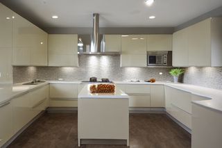 Intrahome Bianca Select 1 χρώμα Λακέ Κρεμ Γυαλιστερό έπιπλα κουζίνας 10 Μέτρα συνολικα τρέχον μέτρα Intrahome-65653063