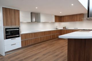 Intrahome Nordic Pro 1 χρώμα Λευκό Λακέ Πάνω & Δρυς Κάτω έπιπλα κουζίνας 10 Μέτρα συνολικα τρέχον μέτρα Intrahome-65653114