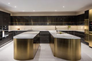Intrahome Aria Studio 1 χρώμα Βουρτσιστός Ορείχαλκος έπιπλα κουζίνας 10 Μέτρα συνολικα τρέχον μέτρα Intrahome-65653220
