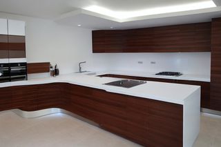 Intrahome Roma Prime 1 χρώμα Λευκό Λακέ Πάνω & Καρυδιά Κάτω έπιπλα κουζίνας 10 Μέτρα συνολικα τρέχον μέτρα Intrahome-65653312