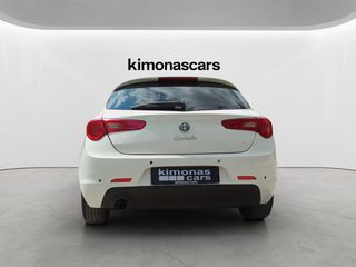 Alfa Romeo Giulietta 2014 1.6 JTDm 105HP | NAVI 6,5" | BLUETOOTH | DAB | CRUISE | VDC-thumb-4