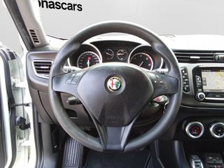 Alfa Romeo Giulietta 2014 1.6 JTDm 105HP | NAVI 6,5" | BLUETOOTH | DAB | CRUISE | VDC-thumb-15
