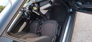 Mini Cooper 2015-thumb-6
