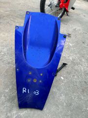 yamaha r1. 2002-3 ουρά πίσω