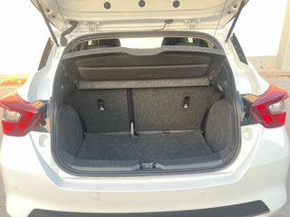 Nissan Micra 2017-thumb-14