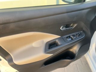 Nissan Micra 2017-thumb-30