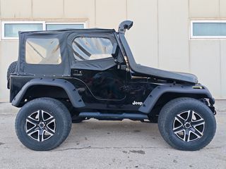 Jeep Renegade 1978 CJ7