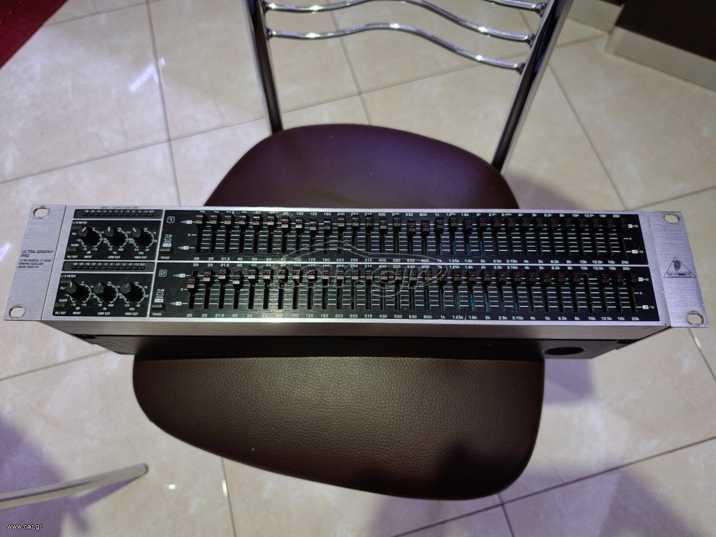 Behringer Ultra-Graph Pro GEQ3102
