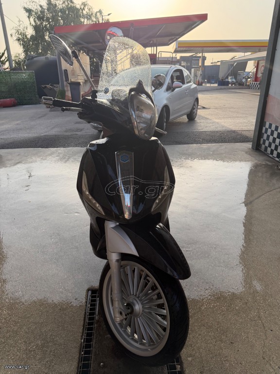 Piaggio Beverly 300 2011