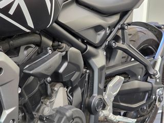 Triumph Trident 660 2021 & extra