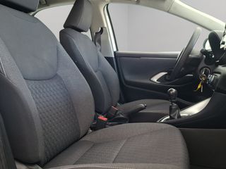 Toyota Yaris 2021 ACTIVE STEEL 1.5 125PS-thumb-17