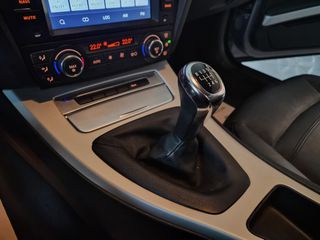 Bmw 320 2010 E92 2.0i Coupe 73.000xlm!!!-thumb-50