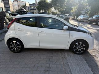 Toyota Aygo 2020 X-Play Sport Connect MMT FRW 1.0-thumb-6