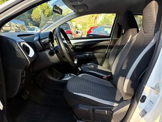 Toyota Aygo 2020 X-Play Sport Connect MMT FRW 1.0-thumb-8