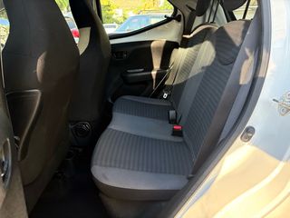 Toyota Aygo 2020 X-Play Sport Connect MMT FRW 1.0-thumb-10