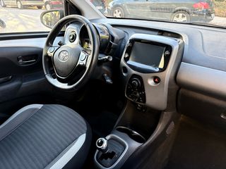 Toyota Aygo 2020 X-Play Sport Connect MMT FRW 1.0-thumb-13