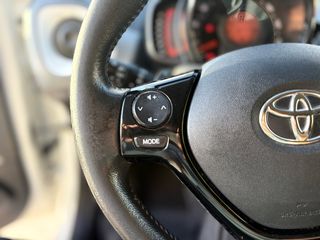 Toyota Aygo 2020 X-Play Sport Connect MMT FRW 1.0-thumb-25