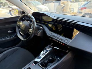 Peugeot 308 2022 BlueHDi 130 S&S EAT8 Active Plus 1.5-thumb-13