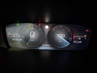 Peugeot 308 2022 BlueHDi 130 S&S EAT8 Active Plus 1.5-thumb-30