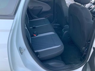 Opel Crossland X 2019-thumb-9