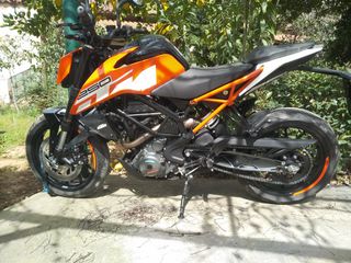 KTM 250 Duke 2023 ABS