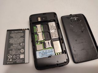 Nokia N-900-thumb-4