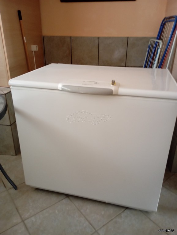Καταψύκτης Electrolux EN26106W