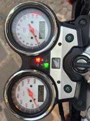 Honda VTR 250 2010 VTR-thumb-1