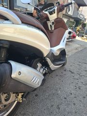 Piaggio Beverly 300i 2013 300 ie-thumb-8