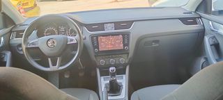 Skoda Octavia 2019 1600 CC-thumb-12