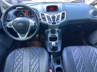 Ford Fiesta 2010 TITANIUM-thumb-11