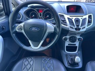 Ford Fiesta 2010 TITANIUM-thumb-12